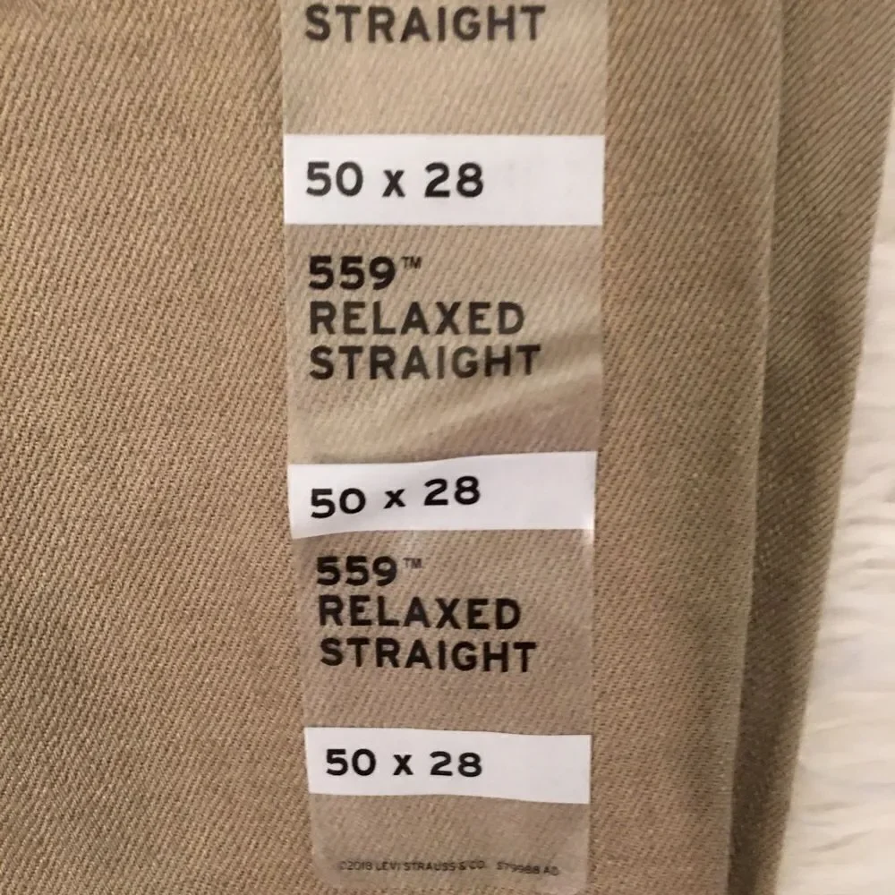 MENS BIG & TALL KHAKI LEVIS! SZ 50/28 length